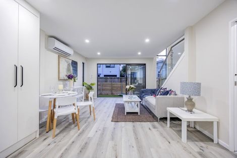 Photo of property in 4/6 Vine Street, Mangere East, Auckland, 2024