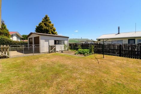 Photo of property in 32 Rewarewa Street, Owhata, Rotorua, 3010