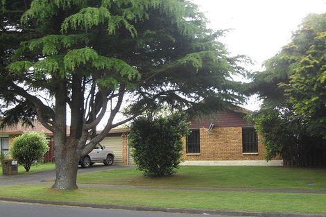 Photo of property in 28 Beaumaris Way, Conifer Grove, Takanini, 2112