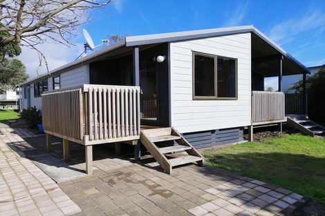 Photo of property in 990 Papamoa Beach Road, Papamoa Beach, Papamoa, 3118