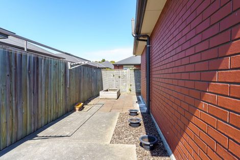 Photo of property in 37 Streamside Court, Woolston, Christchurch, 8062