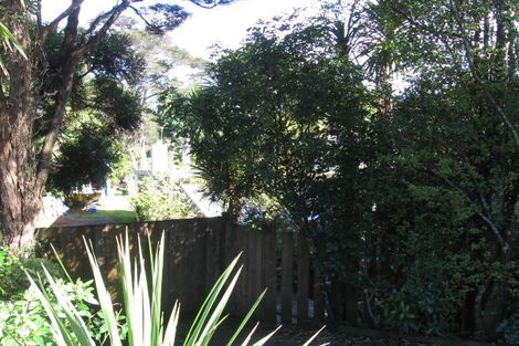 Photo of property in 43 Victory Road, Laingholm, Auckland, 0604