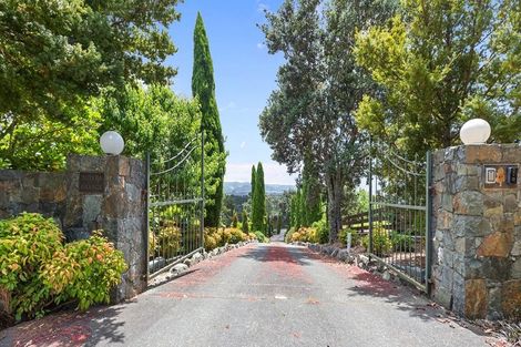 Photo of property in 76 Brick Bay Drive, Sandspit, Warkworth, 0982