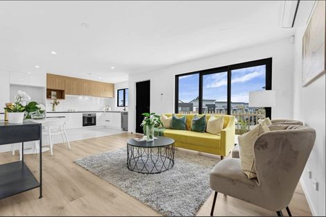 Photo of property in 1/6 Pah Road, Papatoetoe, Auckland, 2025