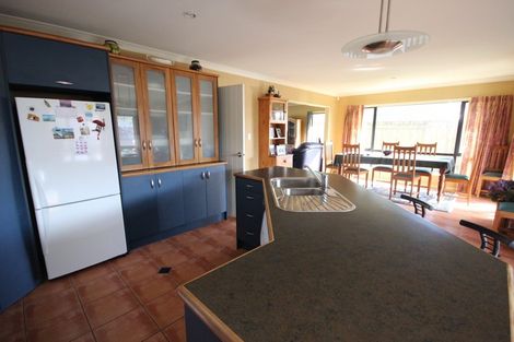 Photo of property in 16 Presidential Drive, Milson, Palmerston North, 4414