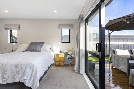 Photo of property in 39 Symes Drive, Red Beach, 0932