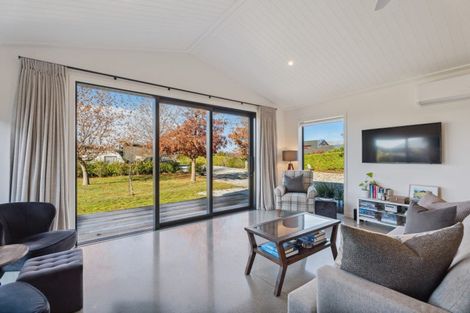 Photo of property in 10a Old Racecourse Road, Albert Town, Wanaka, 9305