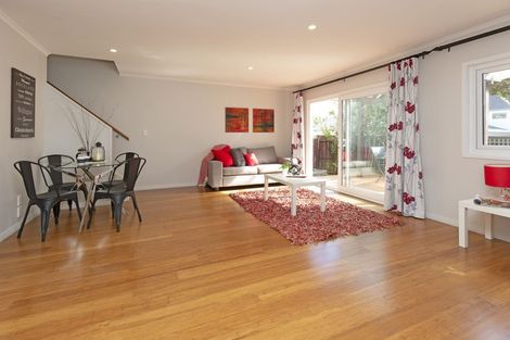 Photo of property in 1/672 Whangaparaoa Road, Stanmore Bay, Whangaparaoa, 0932
