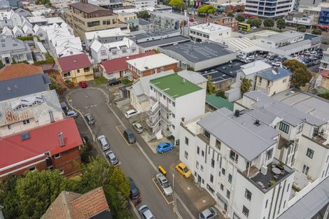 Photo of property in 2 Moncrieff Street, Mount Victoria, Wellington, 6011