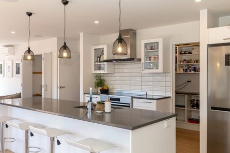 Photo of property in 10 Emma Street, Marshland, Christchurch, 8083