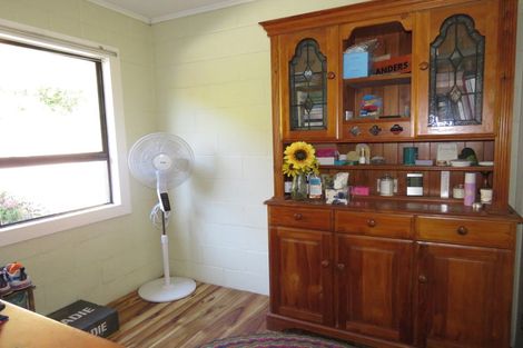 Photo of property in 20 Ramsay Street, Blacks Point, Reefton, 7830