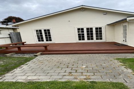 Photo of property in 37 Bristol Square, Hutt Central, Lower Hutt, 5010