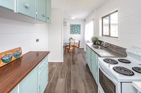 Photo of property in 7 Tainui Street, Castlecliff, Whanganui, 4501