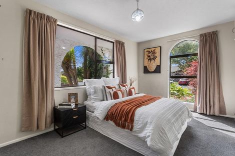 Photo of property in 15 Hawkswood Place, Avonhead, Christchurch, 8042