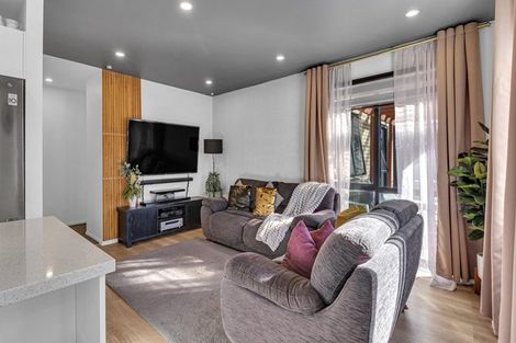 Photo of property in 46 Epsom Road, Sockburn, Christchurch, 8042