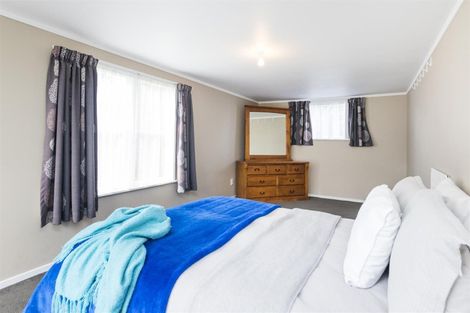 Photo of property in 28 Hair Street, Marton, 4710