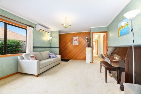 Photo of property in 2/4 Miriam Corban Heights, Henderson, Auckland, 0612