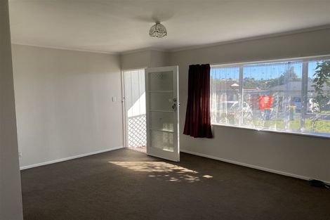 Photo of property in 2/16 Northall Road, New Lynn, Auckland, 0600
