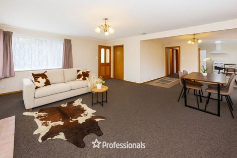 Photo of property in 53 Totara Park Road, Clouston Park, Upper Hutt, 5018