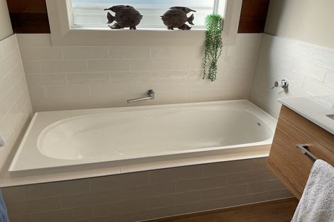 Photo of property in 9 Hibiscus Avenue, Snells Beach, 0920