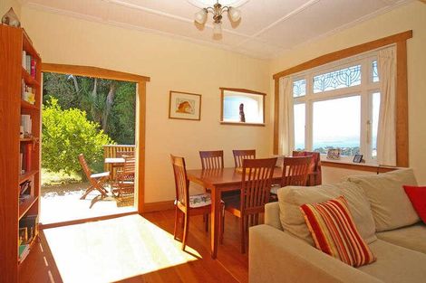 Photo of property in 8 Raroa Crescent, Northland, Wellington, 6012