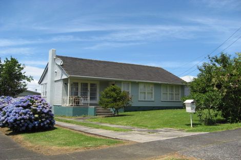 Photo of property in 70 Miller Road, Mangere Bridge, Auckland, 2022