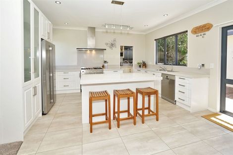 Photo of property in 11 Guernsey Place, Grandview Heights, Hamilton, 3200