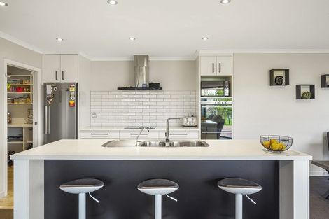 Photo of property in 15 Carlingford Rise, Dinsdale, Hamilton, 3204