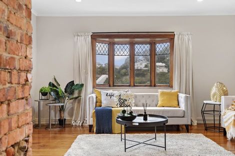 Photo of property in 16 Northland Road, Northland, Wellington, 6012