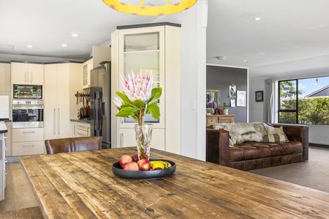 Photo of property in 83 Harvey Street, Waipahihi, Taupo, 3330