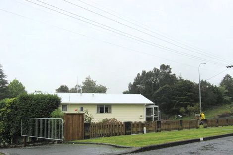 Photo of property in 2 Sunnyside Street, Onerahi, Whangarei, 0110