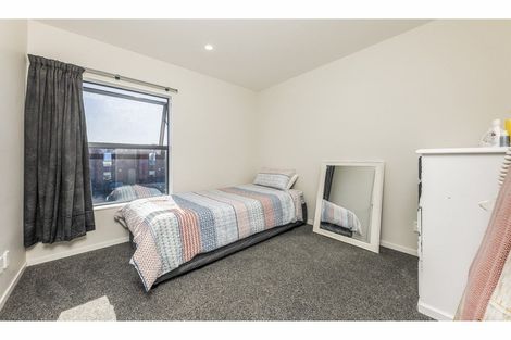 Photo of property in 1 Te Aparangi Road, Papakura, 2110