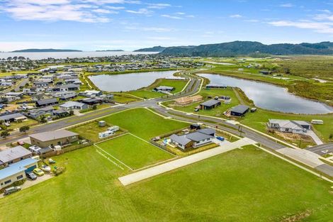 Photo of property in 4 Kotare Way, Matarangi, 3592