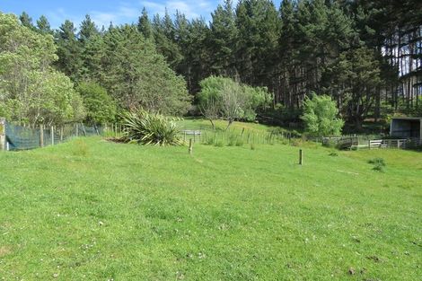 Photo of property in 1232 Bull Road, Paparoa, 0571