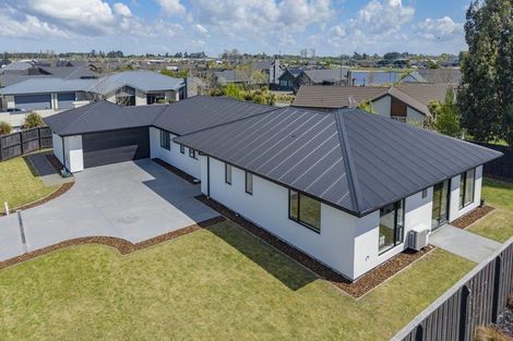 Photo of property in 1 Rapaki Street, Pegasus, 7612