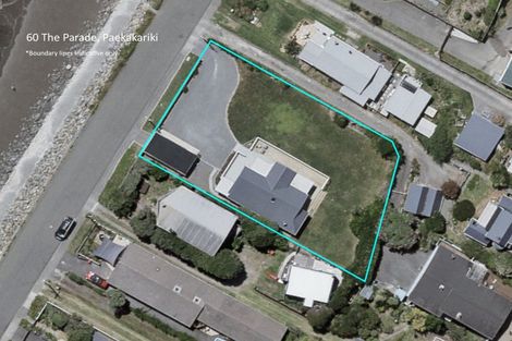 Photo of property in 60 The Parade, Paekakariki, 5034