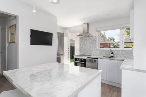 Photo of property in 1/4 Wadeley Road, Ilam, Christchurch, 8041