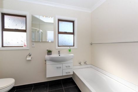 Photo of property in 8 Price Street, Westown, New Plymouth, 4310