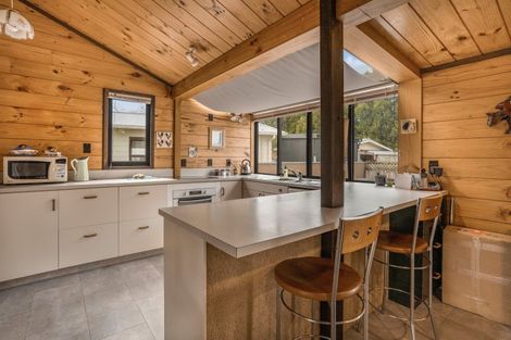 Photo of property in 19 Deller Drive, Carterton, 5713