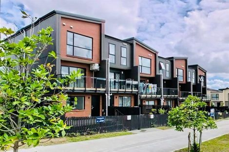 Photo of property in 19 Papatahi Lane, Flat Bush, Auckland, 2019