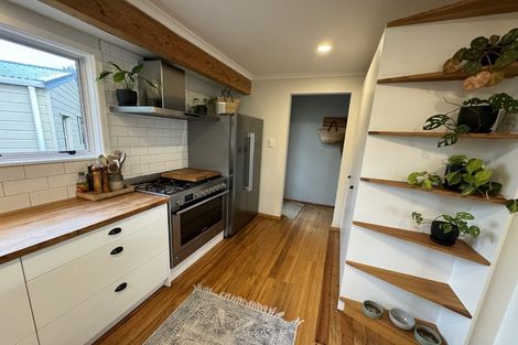 Photo of property in 1 Van Asch Road, Haumoana, 4102