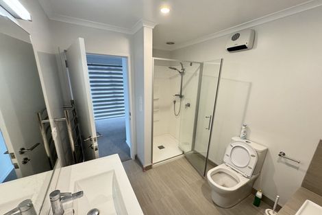 Photo of property in 26 Ian Morrison Road, Hobsonville, Auckland, 0616