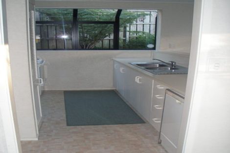 Photo of property in 1/13a Kitewao Street, Northcote, Auckland, 0627