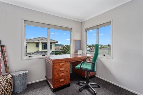 Photo of property in 5 Esplanade Rise, Coastlands, Whakatane, 3120