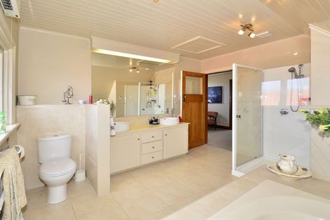 Photo of property in 196 Forbury Road, Saint Clair, Dunedin, 9012