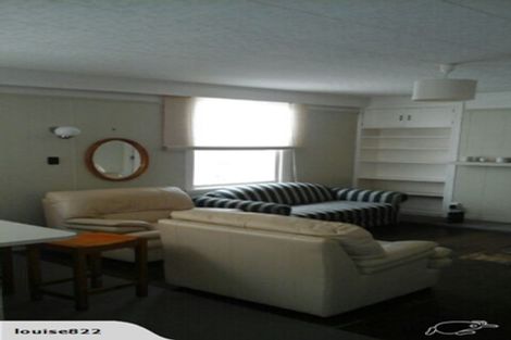 Photo of property in 22 Queen Street, Mount Victoria, Wellington, 6011