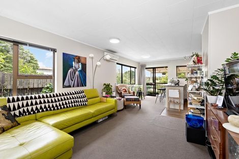 Photo of property in 1612a Great North Road, Waterview, Auckland, 1026