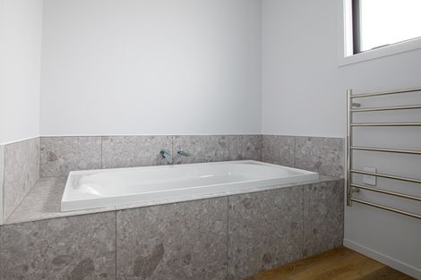 Photo of property in 109b Tarbert Street, Alexandra, 9320