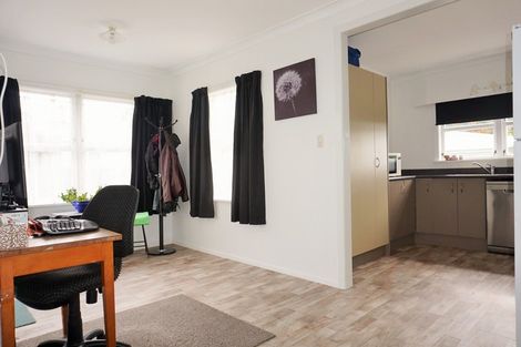 Photo of property in 21 Cargill Street, Levin, 5510