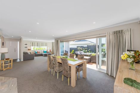 Photo of property in 65 Madison Terrace, Silverdale, 0932